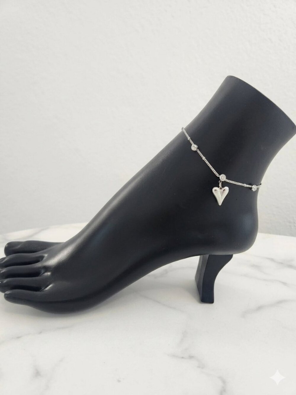 Summer Style Heart Charm Pendant Silver Tone Adjustable Ankle Bracelet - Picture 3 of 14
